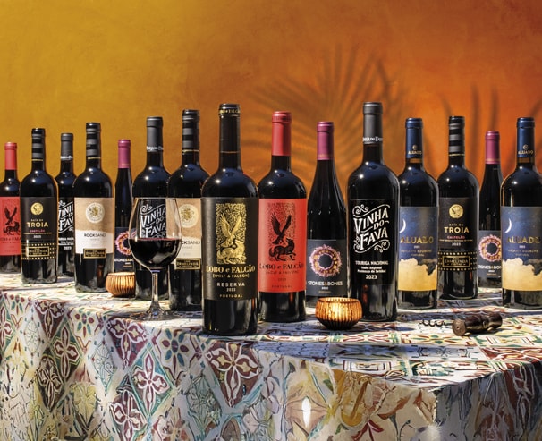 Portuguese Black Reds Mix + FREE Lobo e Falcão Reserva