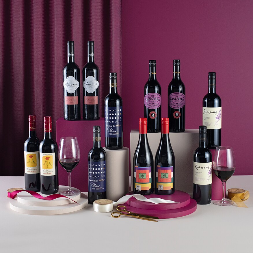 Celebration Reds Dozen Gift 