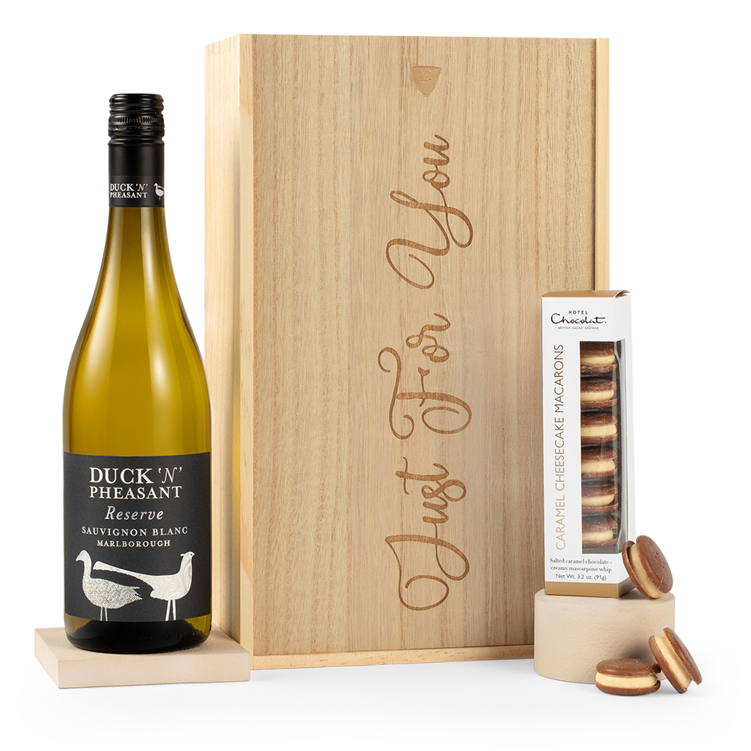 Hotel Chocolat Macarons & New Zealand Sauvignon Gift Set Hotel Chocolat Macarons & New Zealand Sauvignon Gift Set
